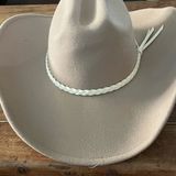 Frye NWT  Women’s Western/ Cowboy Hat Photo 0