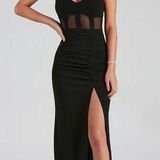 Windsor Black Slit Formal Dress Photo 0