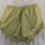 Nike Green  Running Shorts Photo 0