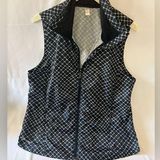 Under Armour  Women’s Vest Black And White Geometric Print, X-Large, Lightweight Photo 0