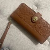 Stone Mountain wallet Photo 0