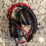 Beats by Dre Headphones Photo 0