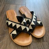 Toms Black Geometric Women's Viv Sandals size 7 Photo 0