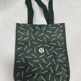 Lululemon  Small Christmas limited addition reusable bag Photo 0