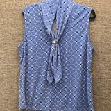 Adrienne Vittadini Blouse XL with Cat Bow Detail Blueand White Sleeveless Top Photo 0