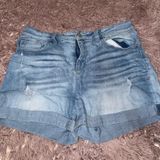 Time & Tru Shorts  Photo 0