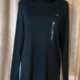 CHAPS NWT  Size XL Black Long Sleeve Quilted Shoulder Top Photo 0