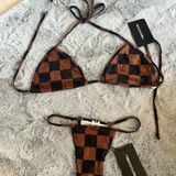 Pretty Little Thing Checkered Bikini Photo 0