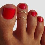 Gold V Shaped Toe Ring Photo 0