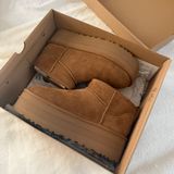 UGG Ultra Mini Platform Boots Chestnut Photo 0