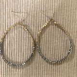 Versona Earrings Photo 0