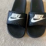 Nike Black Slides Photo 0