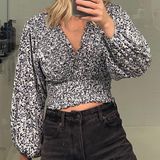 Abercrombie & Fitch Flowey Floral Shirt Photo 0