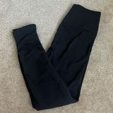 Lululemon Leggings in Women’s Size 4 Photo 0