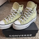 Converse Hightop Photo 0
