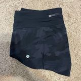 Lululemon Speed Short 2.5” Photo 0