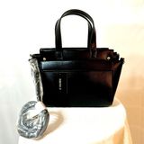 Forever 21 Faux Leather Crossbody Purse - Black Photo 0