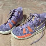 Nike Kyrie 7 Basketball Shoes Photo 0