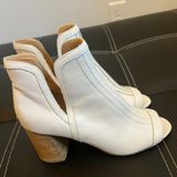 joe's jeans Joe’s White Open Toe Heeled Sandals  Photo 0