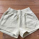 Hollister Shorts baby yellow high waisted Photo 0