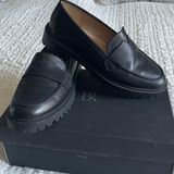Banana Republic  black leather loafers  Photo 0