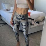 Koral Camo Leggings Photo 0