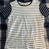 Lands' End  Tee Photo 0