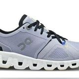 on cloud running shoes size 9 Photo 0