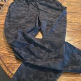 Lululemon joggers Photo 0