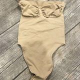 SKIMS  strapless sculpting bodysuit Photo 0