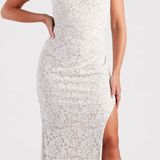 Windsor NWT Formal Lace Slit Long Dress Photo 0