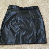 Amazon Black Leather Skirt Photo 0
