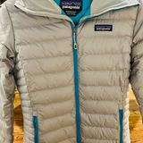 Patagonia Women's Down Jacket - Size Small Photo 0