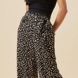Francesca's Wide Leg Pants Photo 0
