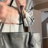 Liz Claiborne Large Black Purse Photo 0