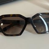 Prada Sunglasses with case- Tortoise brown Photo 0