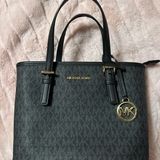 Michael Kors Handbag Photo 0