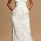 Lulus White Dress / Graduation / Bridal Photo 0