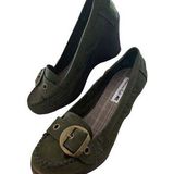 American Eagle green wedge heeled Mary janes woman’s size 7 Photo 0