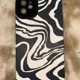 SheIn iphone 11 case Photo 0