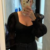 Mittoshop Puffy Sleeve Bodysuit Photo 0