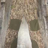 Drake  Tech Stretch Turkey Pants 2.0 Bottomland Women’s size 4 Photo 0