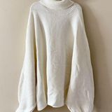 Pink Lily  white oversized knit sweater Photo 0