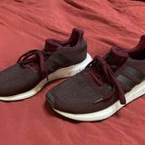 Adidas Swift Run Shoes Photo 0