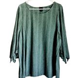 W5 Women’s Flowy Sage Green Top Ruffled Sleeve Detail Size 2XL Photo 0