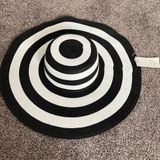 A New Day Black and White Floppy Sun Hat Photo 0