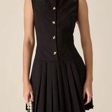 Rihoas Black Boat Neck Pleated Mini Dress Photo 0