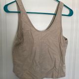 Gymsharks Sleeveless Scoop Neck Cropped Activewear Tank Top Beige Womens Size XS Photo 0