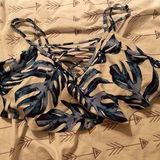 SO Bathingsuit Top Photo 0