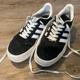 Adidas Gazelle Size 7 Photo 0